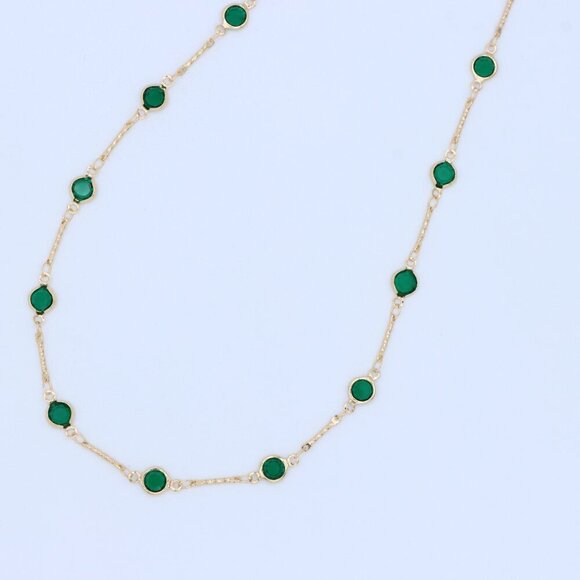 "Minimalist Necklace – Timeless, Elegant Jewelry for Her, MAR091534 - Picture 2 of 10